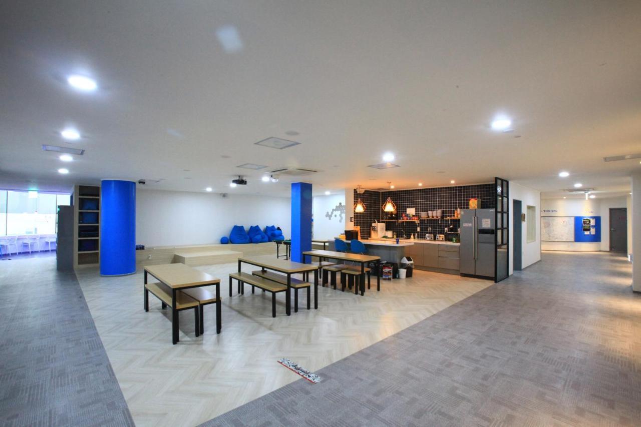 The Blue Guesthouse 釜山広域市 エクステリア 写真